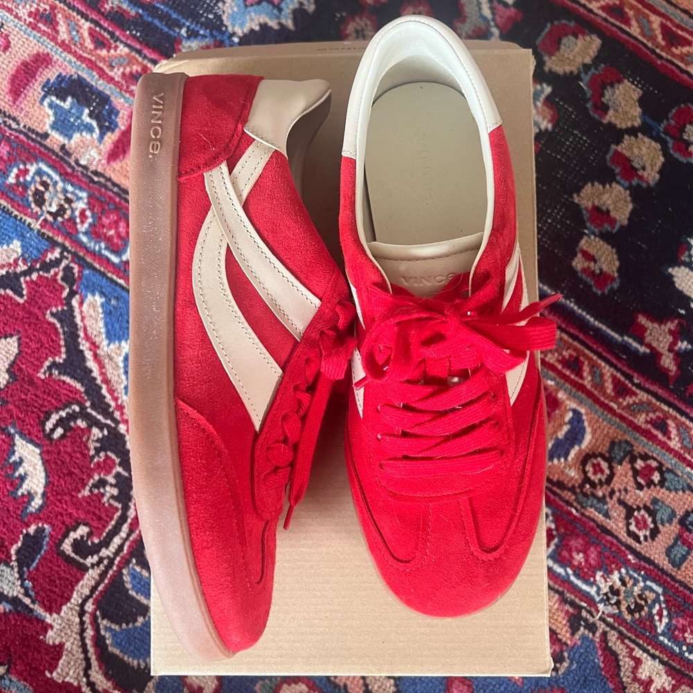 Vince Oasis Sneakers NEW!